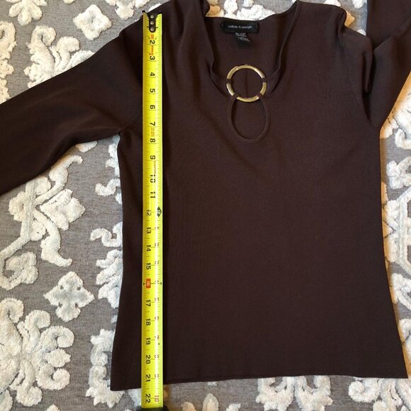 Cable & Gauge, Brown, Scoop & Keyhole neck top w/silver-tone ring, Size: Medium - Picture 9 of 9